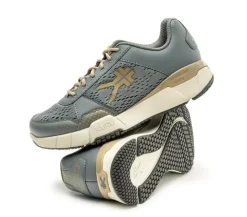 New Quantum Women Sneakers