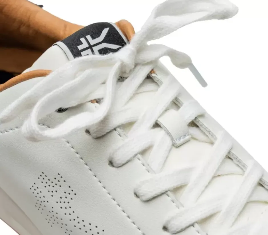 Online Roam Women Sneakers