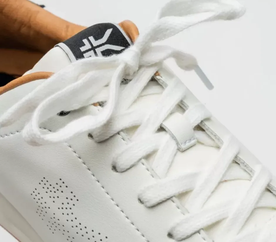 Online Roam Women Sneakers