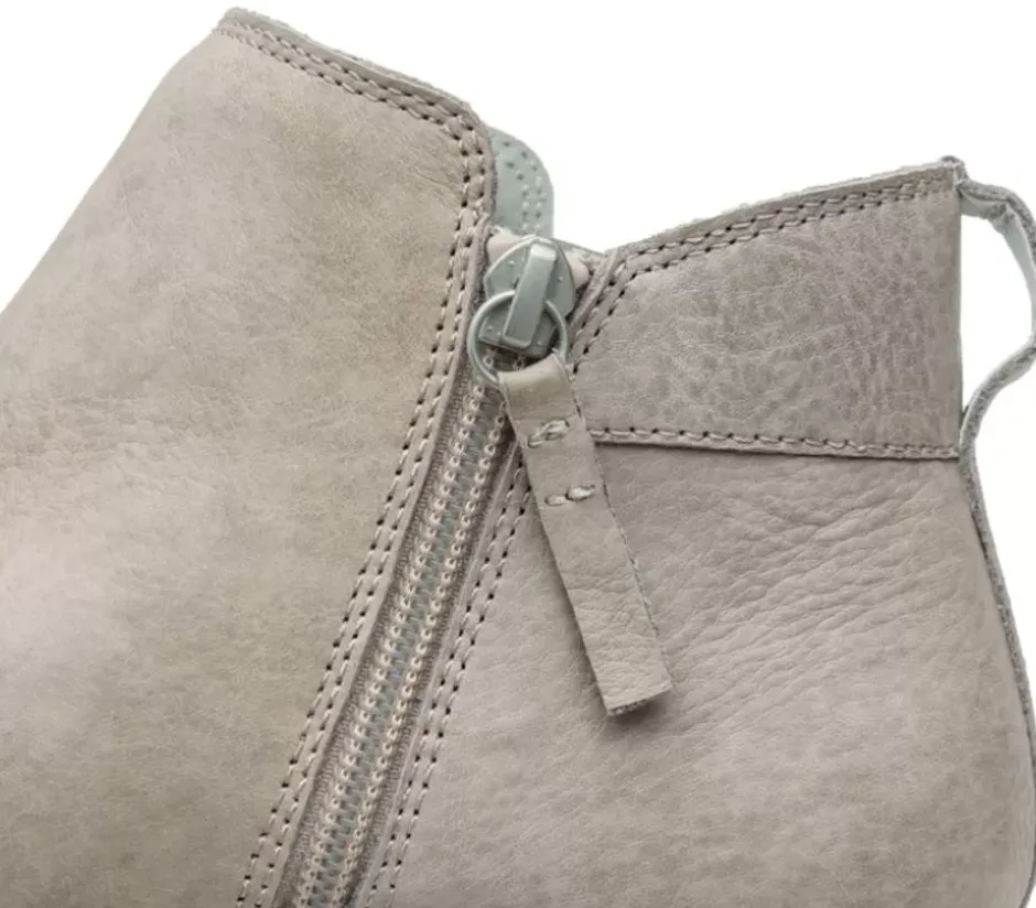 New Tempo Women Boots